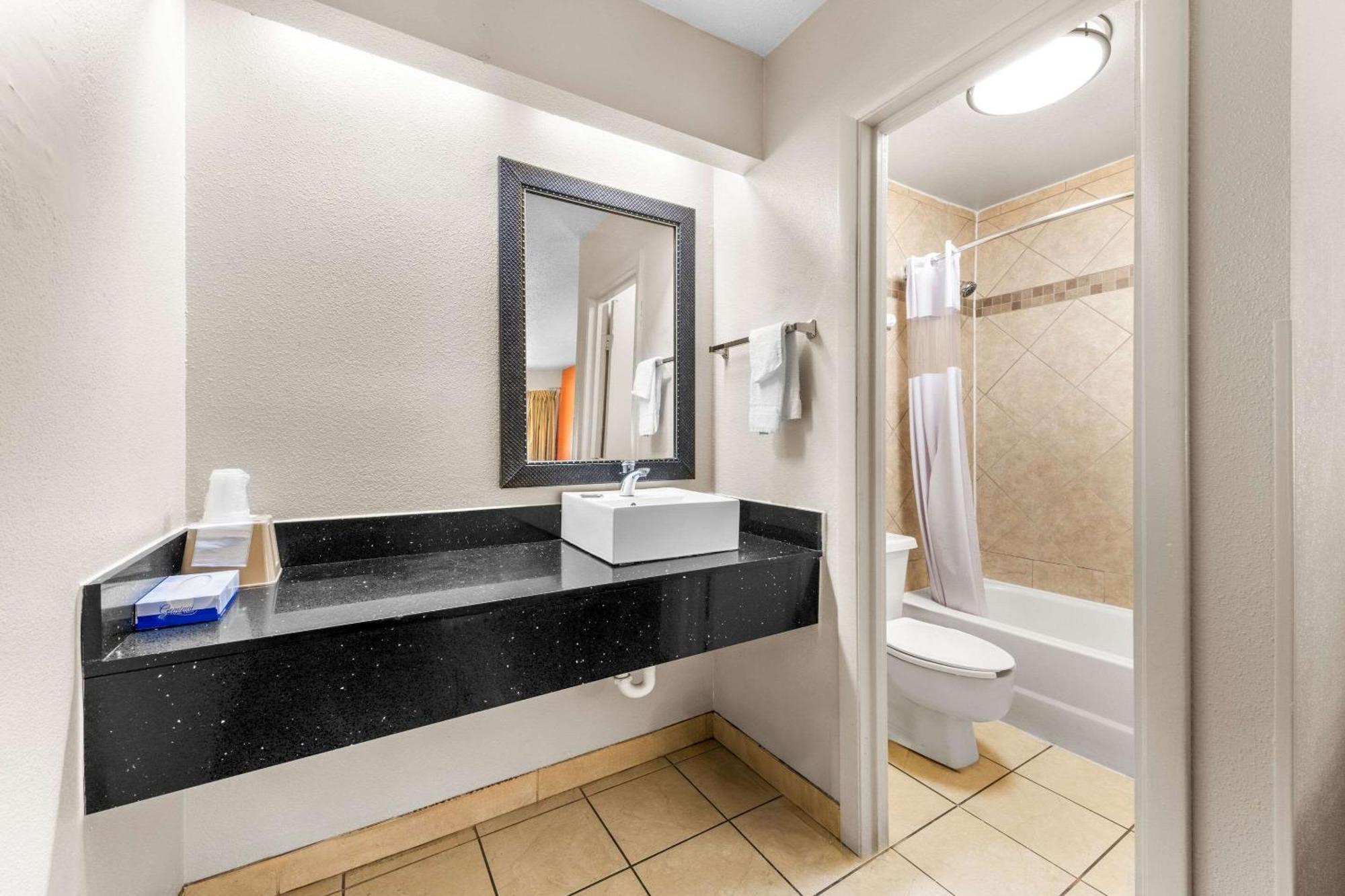 Econo Lodge Charlotte Airport Luaran gambar