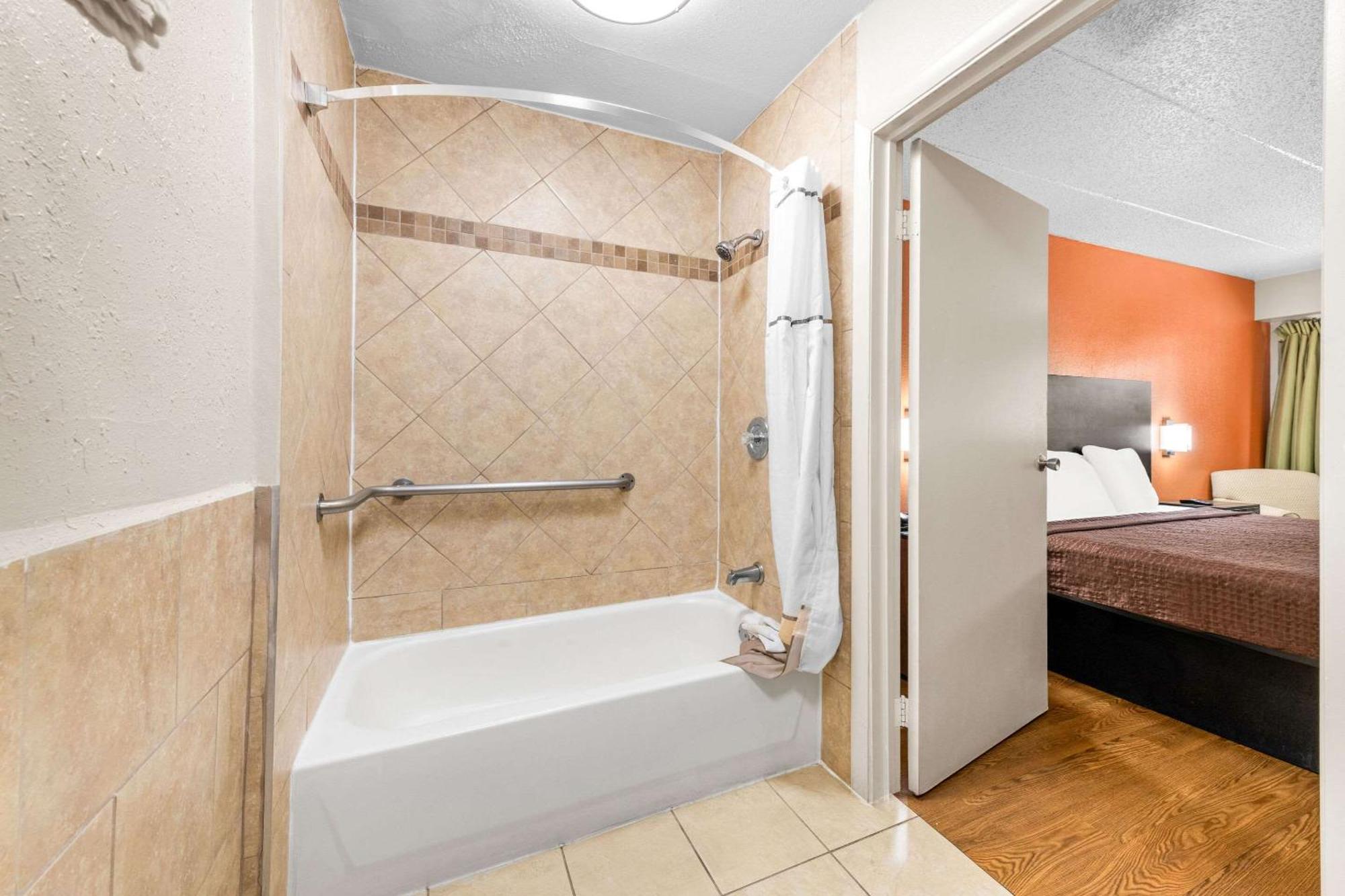 Econo Lodge Charlotte Airport Luaran gambar